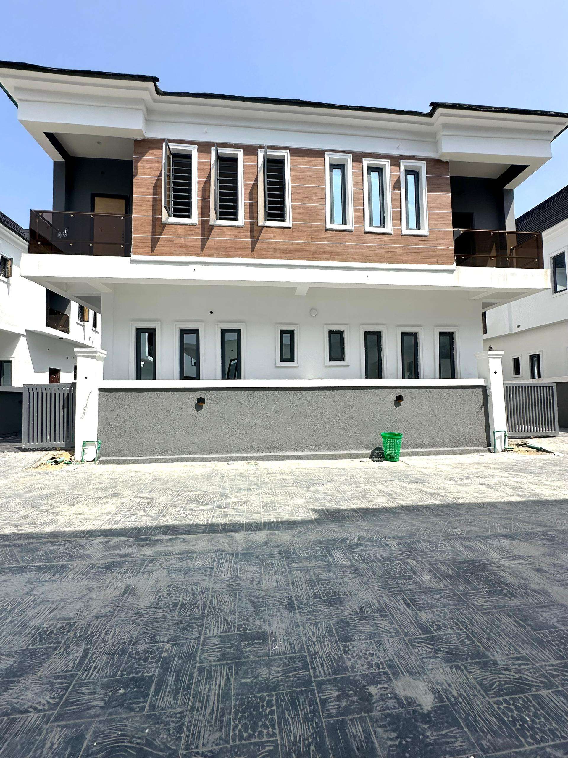 3/4 BEDROOM SEMI-DETACHED DUPLEX FOR SALE